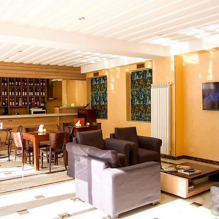 Hotel Feri Tbilisi Ngoại thất bức ảnh