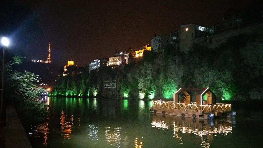Hotel Feri Tbilisi Ngoại thất bức ảnh
