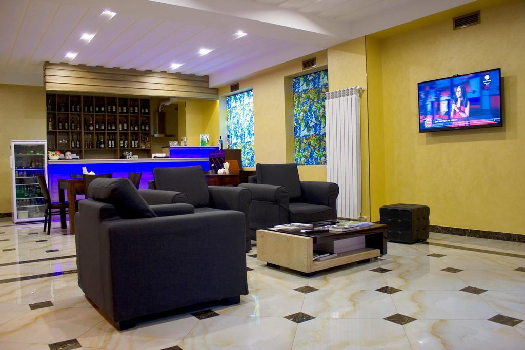 Hotel Feri Tbilisi Ngoại thất bức ảnh